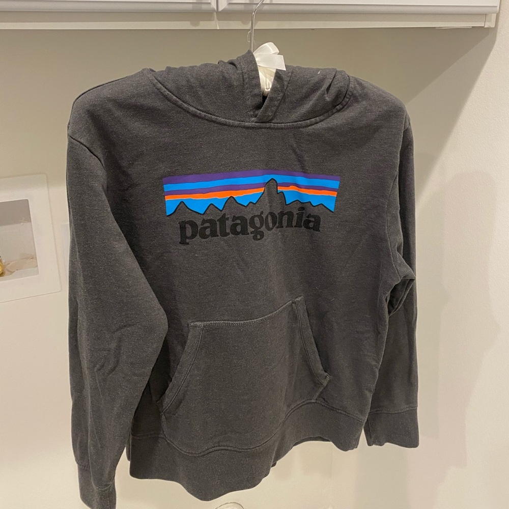 Boys L Patagonia hoodie - charcoal gray